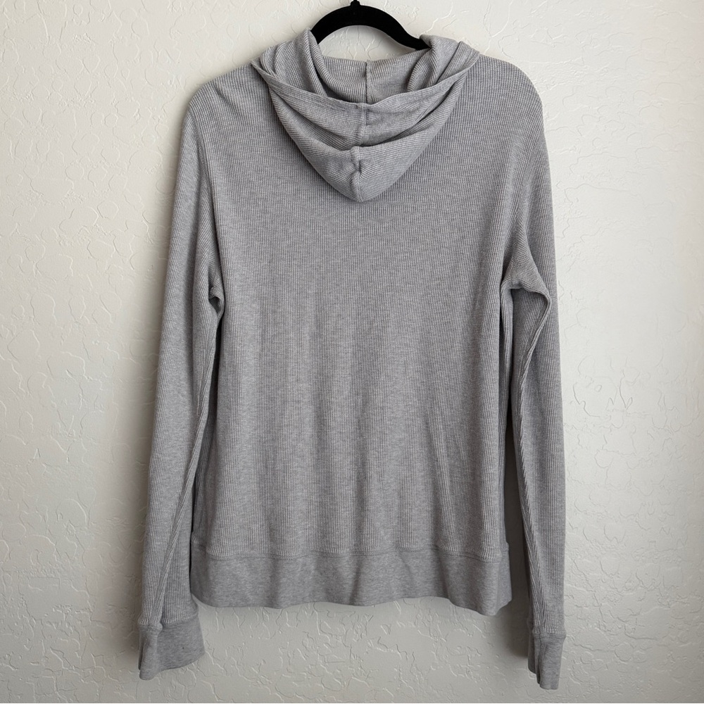 Vuori Men's Waffle Knit Hoodie Long Sleeve Shirt Gray Medium - Picture 2 of 7
